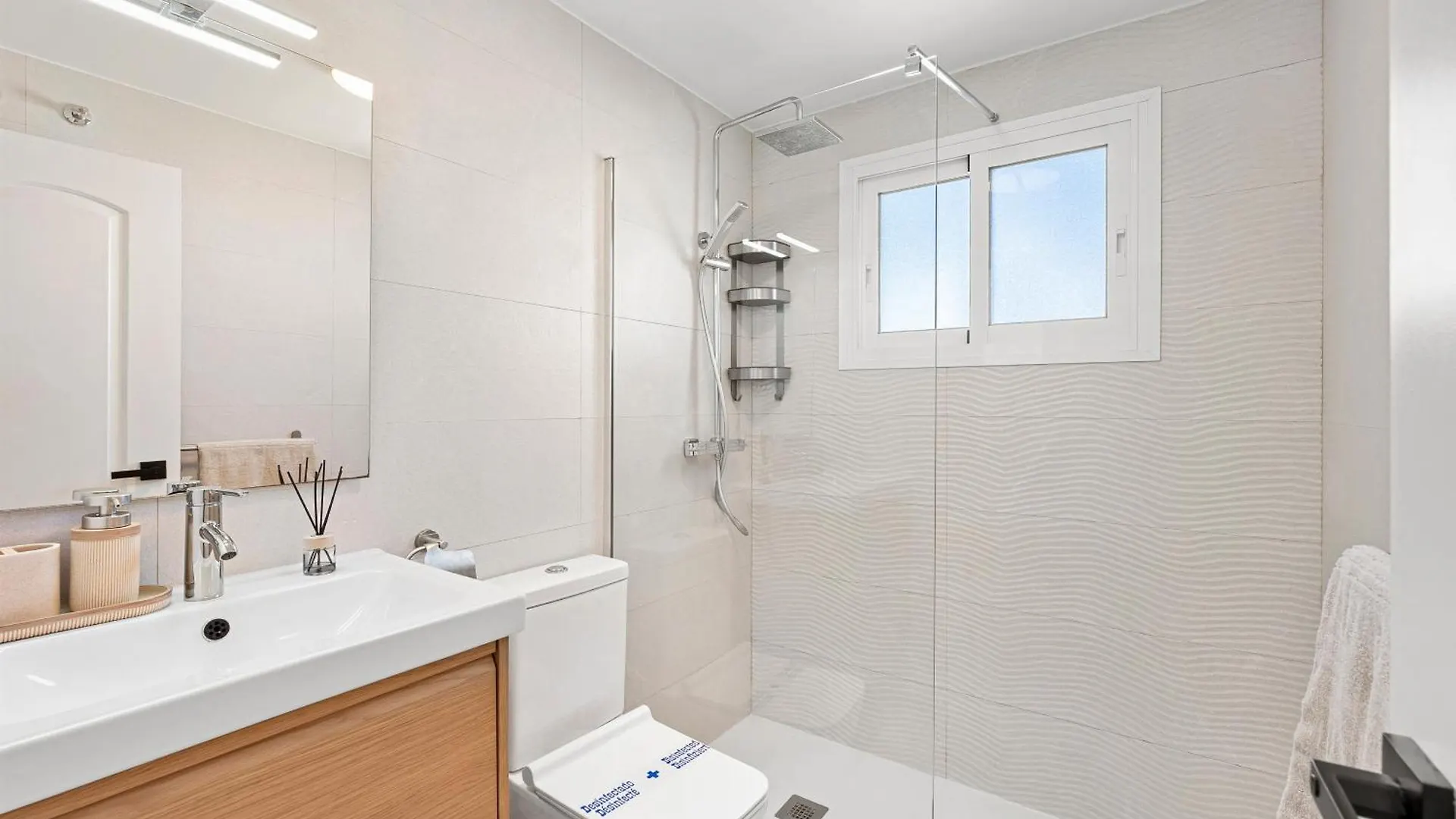 4Br Penthouse W Pool & Parking 500M From The Beach Marbella Appartement